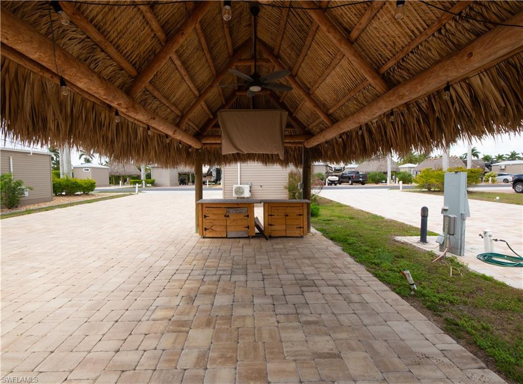 10263 Meadow Beauty Trl Property Photo 5