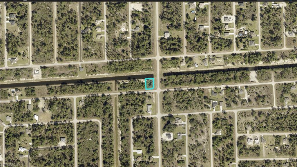 1155 Cherry St E Property Photo 3