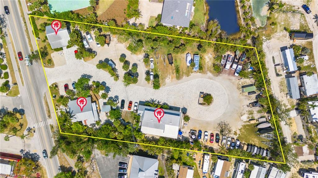 1039 & 1041 Periwinkle Way Property Photo 2