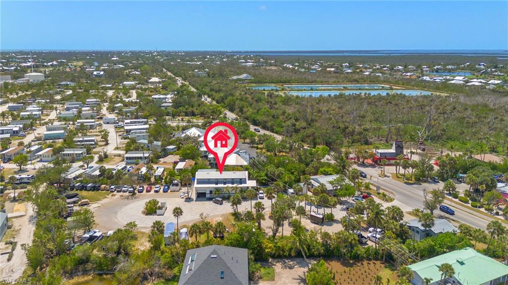 1039 & 1041 Periwinkle Way Property Photo 14