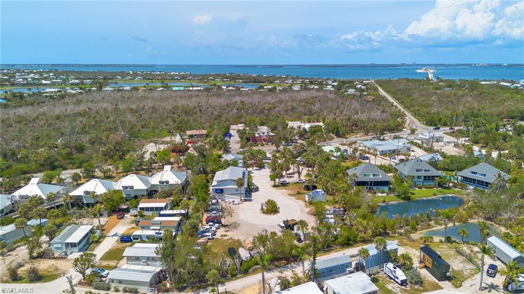 1039 & 1041 Periwinkle Way Property Photo 28