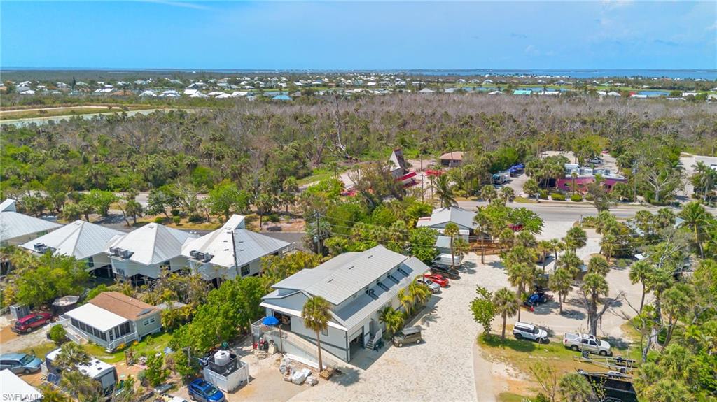 1039 & 1041 Periwinkle Way Property Photo 29