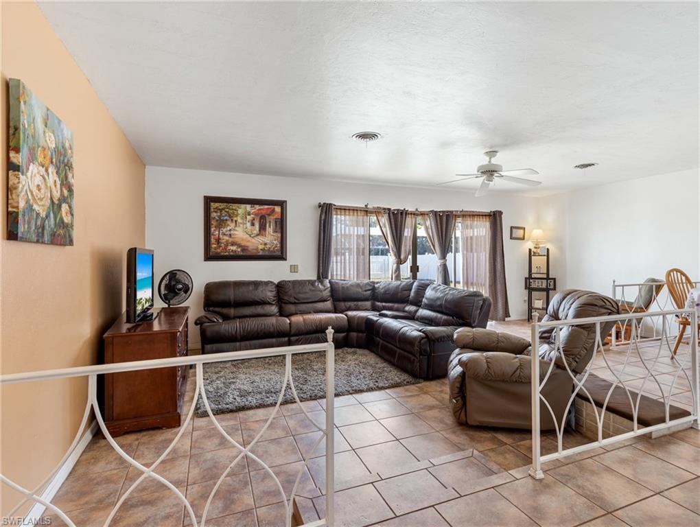 2107 Woodland Blvd Property Photo 6