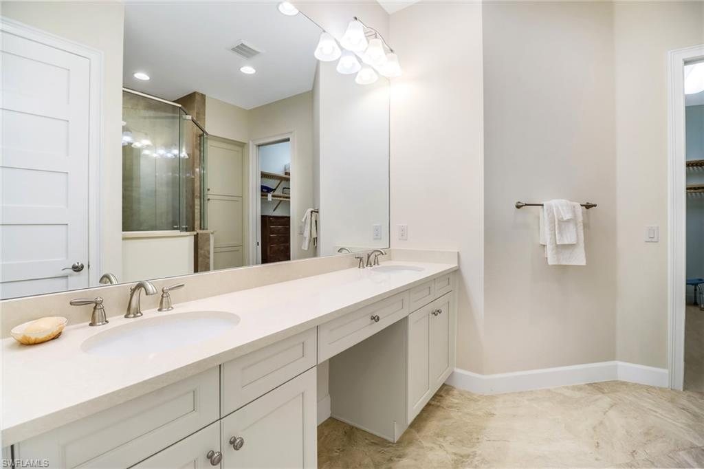 5778 Highbourne Dr Property Photo 10