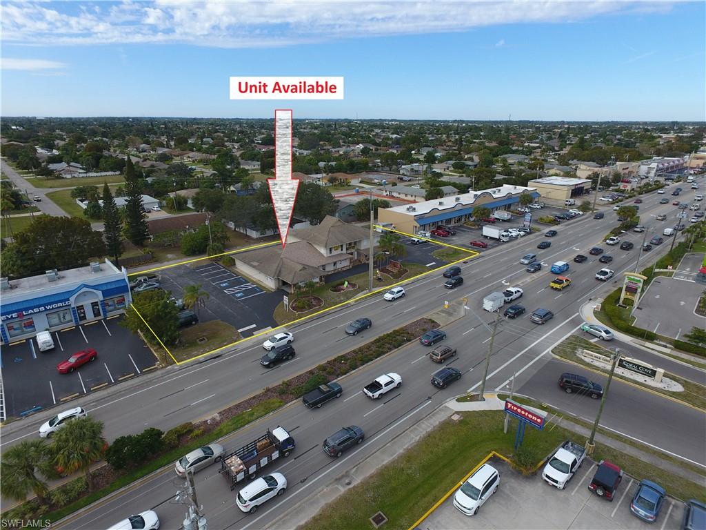 1910 Del Prado Blvd S Property Photo 3