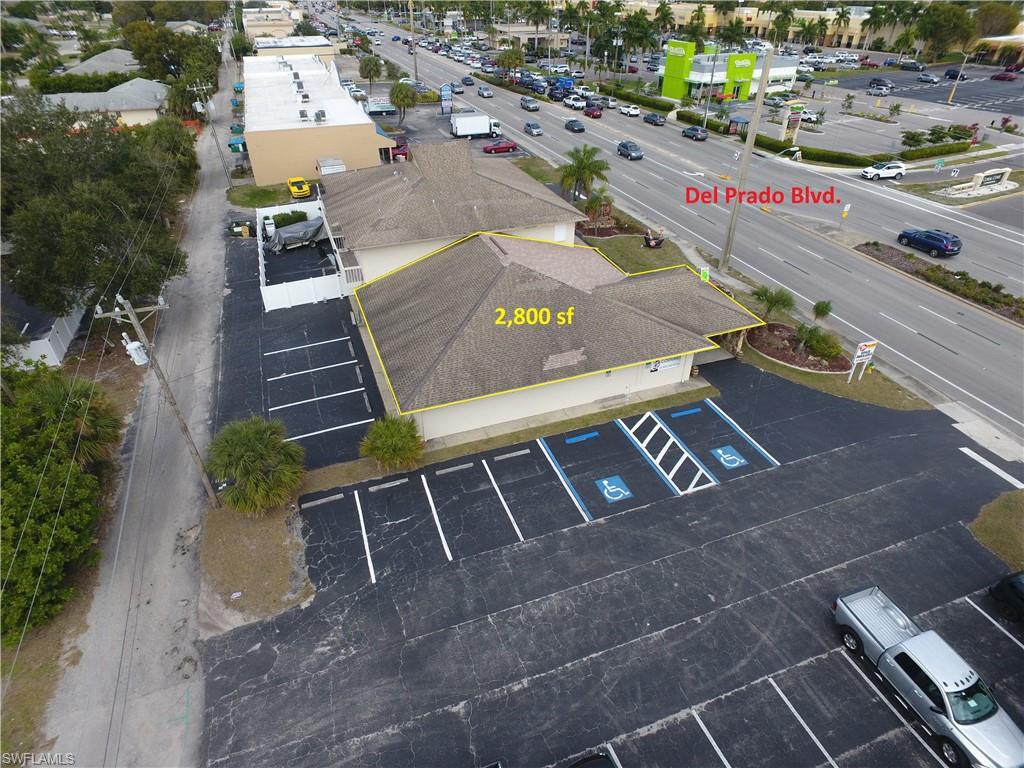 1910 Del Prado Blvd S Property Photo 5