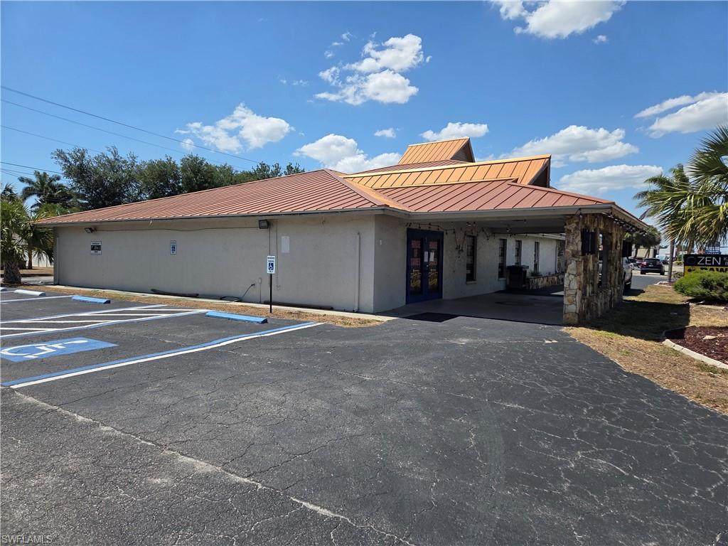 1910 Del Prado Blvd S Property Photo 10