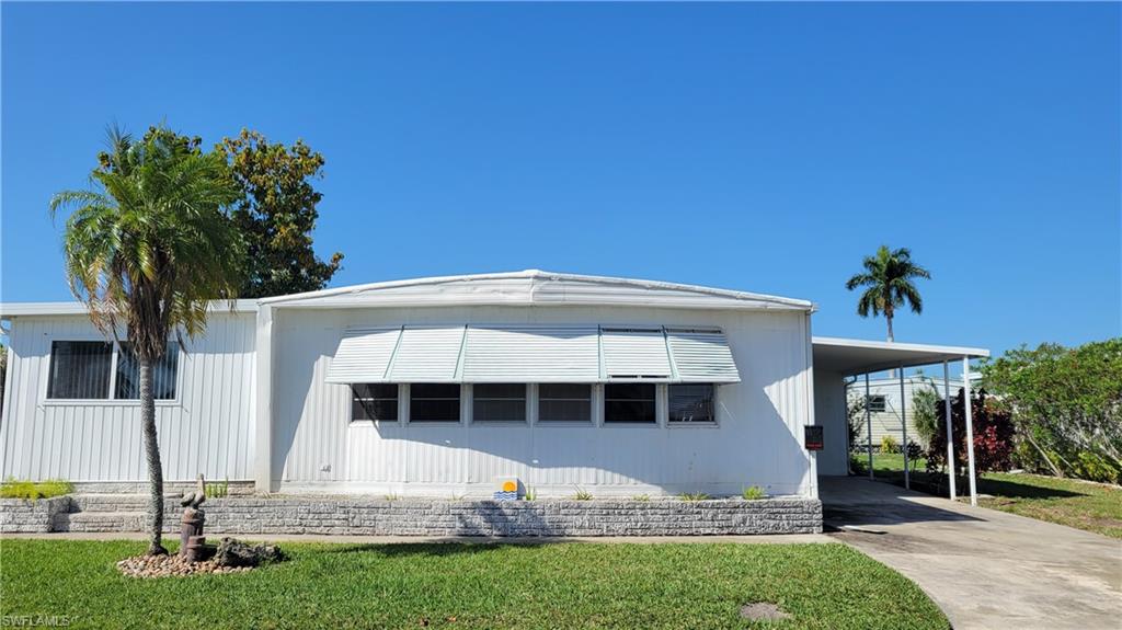 268 Shoreland DR Property Photo 1