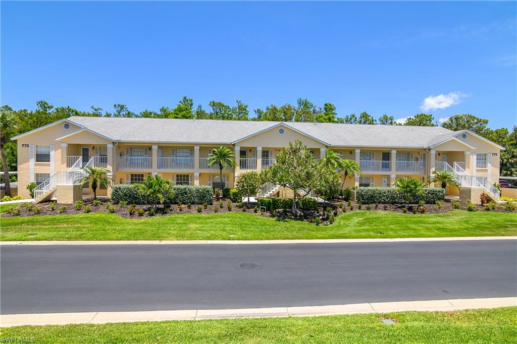 773 Wiggins Lake DR # 102 Property Photo 1