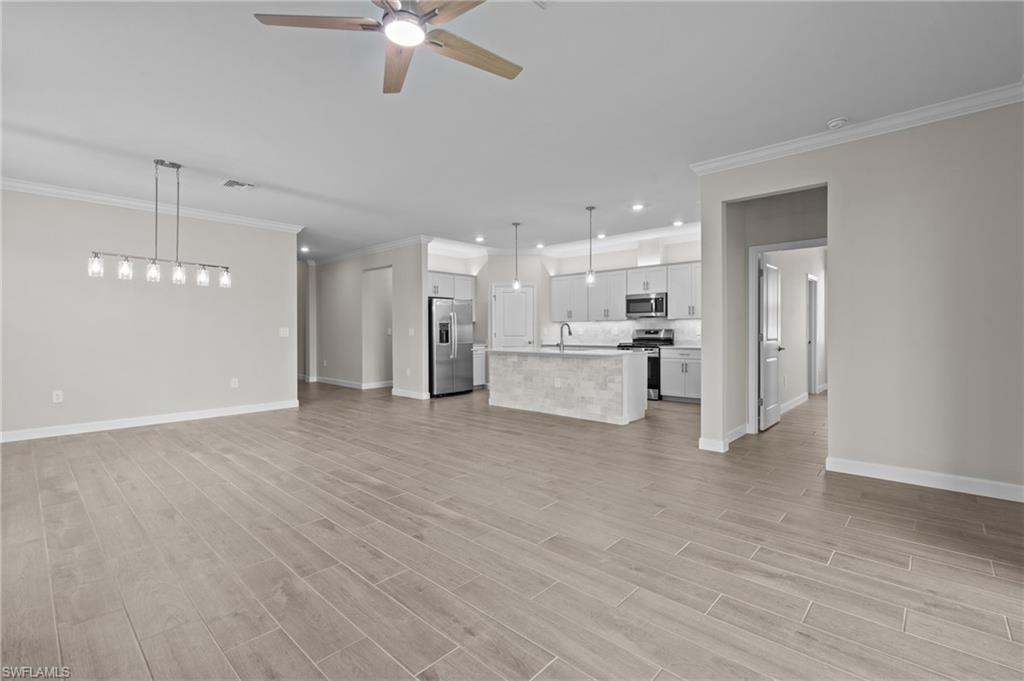 19402 Hinkley Dr Property Photo 10