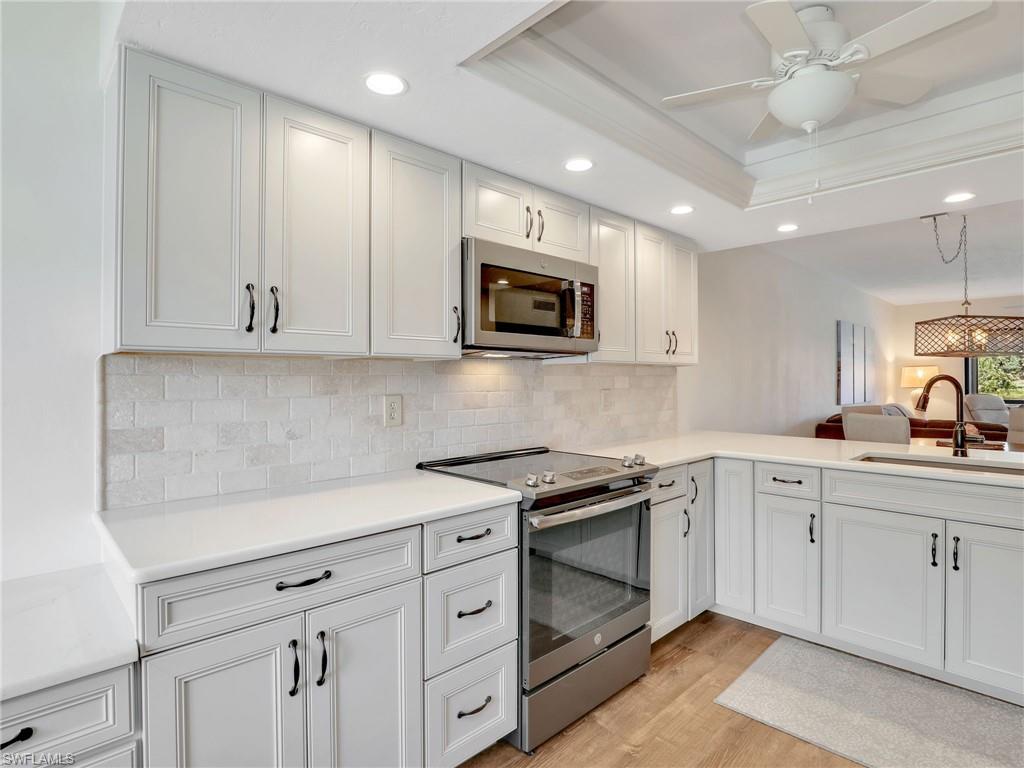 13111 Cross Creek Blvd # 208 Property Photo 3