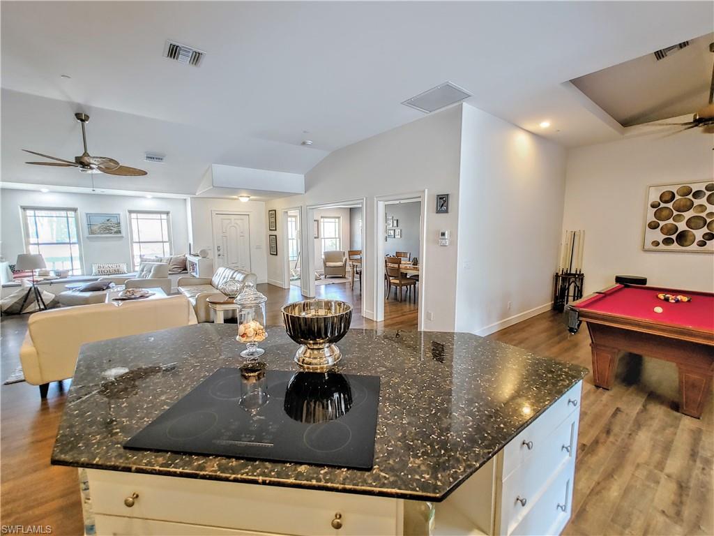 5561 Blyth Ct Property Photo 10