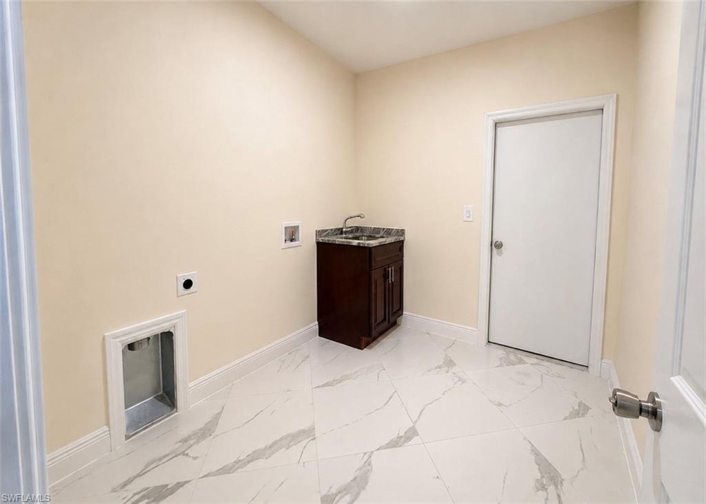 3707 13th St W Property Photo 18