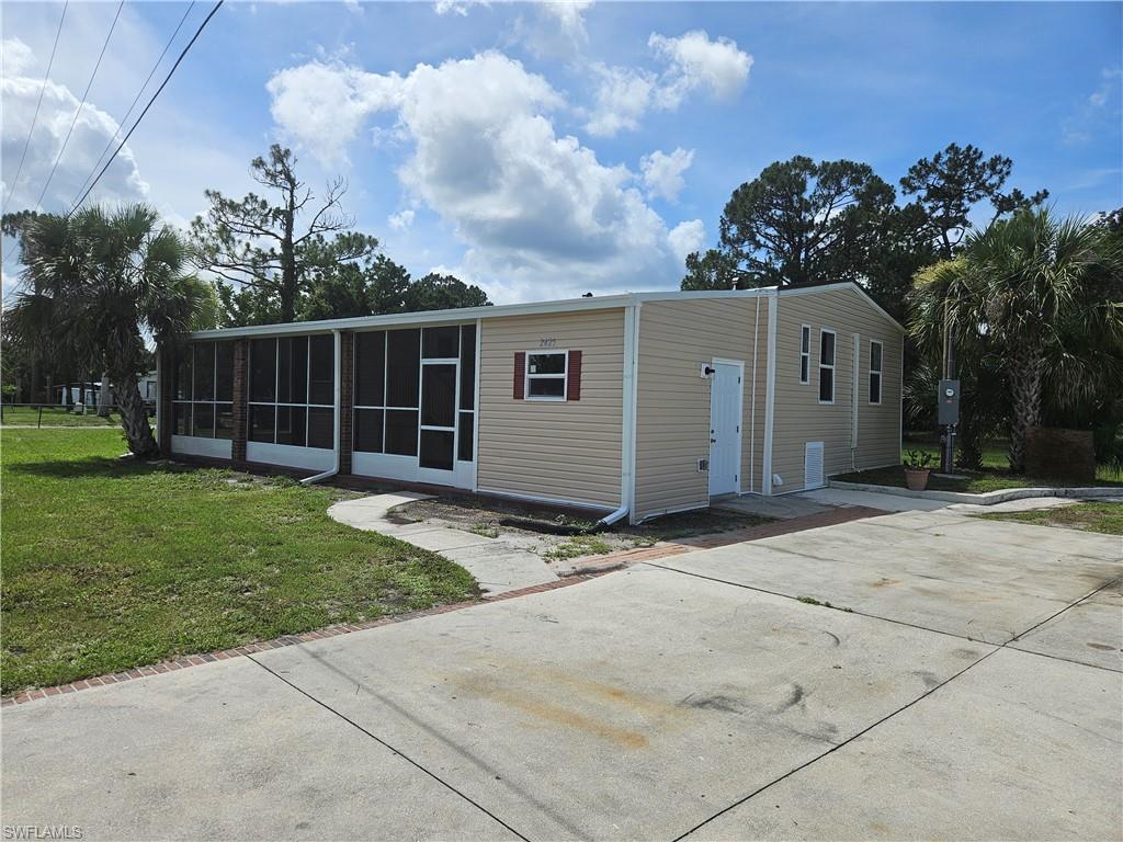 2425 Case Ln Property Photo 2