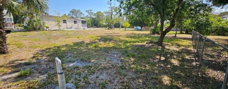 2425 Case Ln Property Photo 8