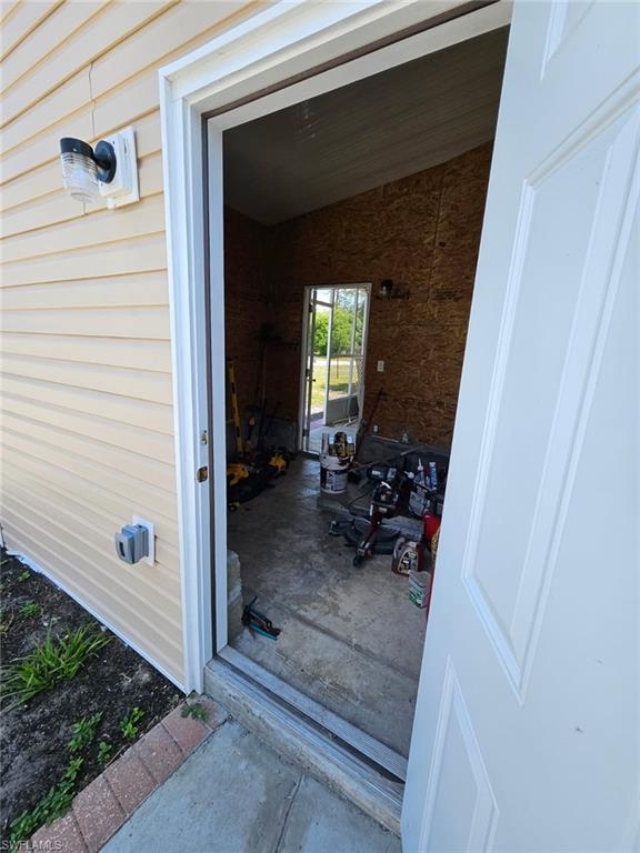 2425 Case Ln Property Photo 11