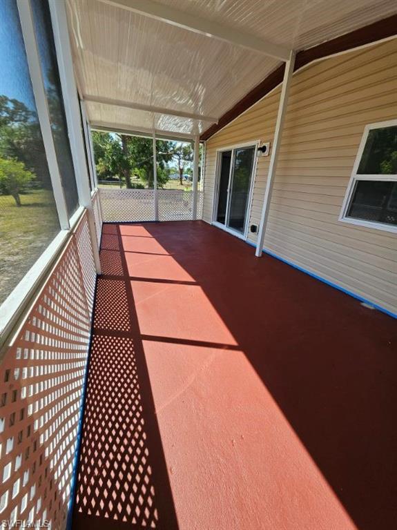 2425 Case Ln Property Photo 13