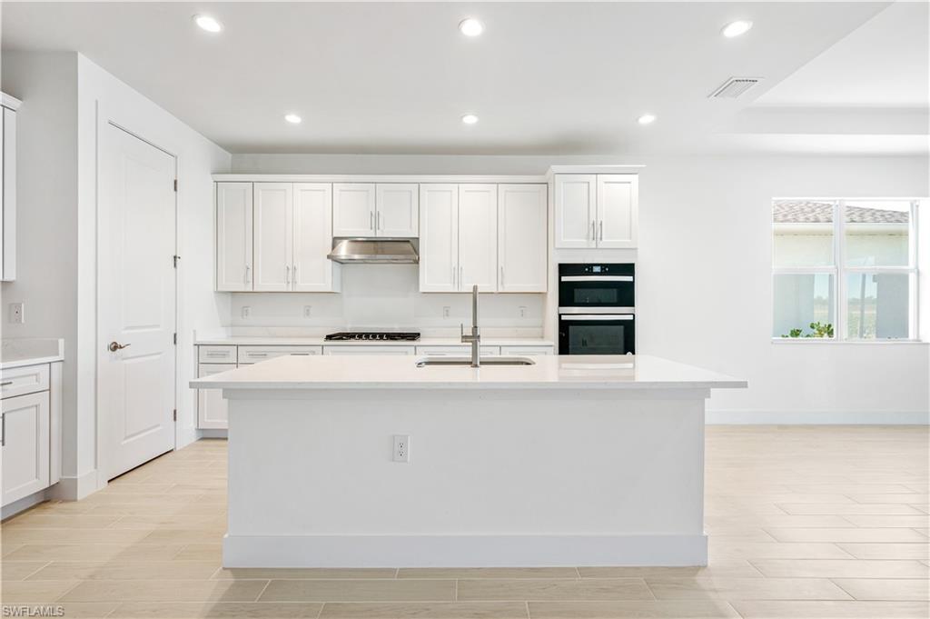 44512 Little Blue Heron Way Property Photo 6