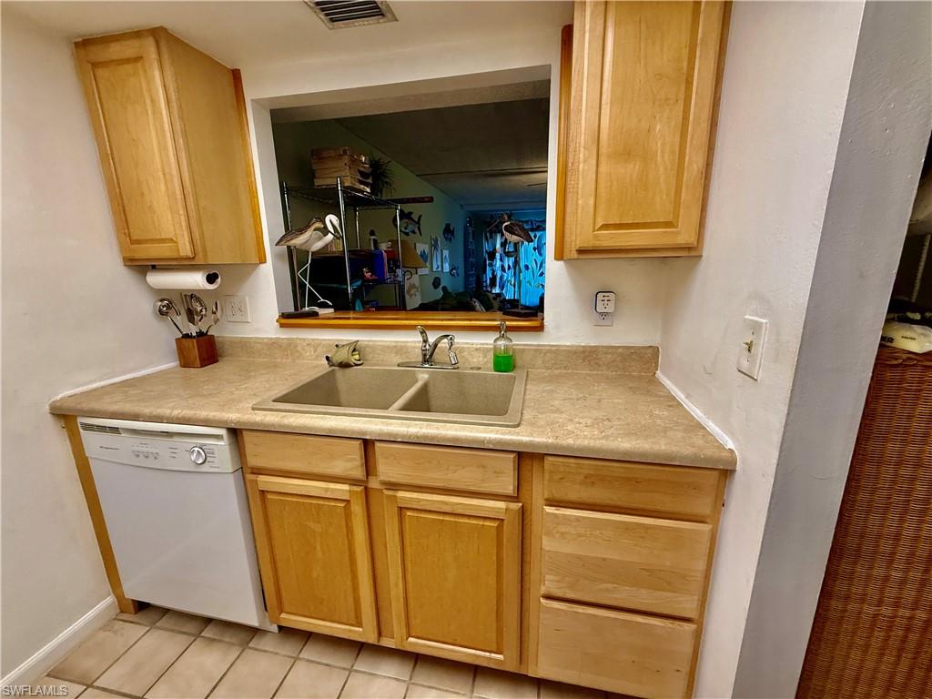 3706 Broadway # 18 Property Photo 3