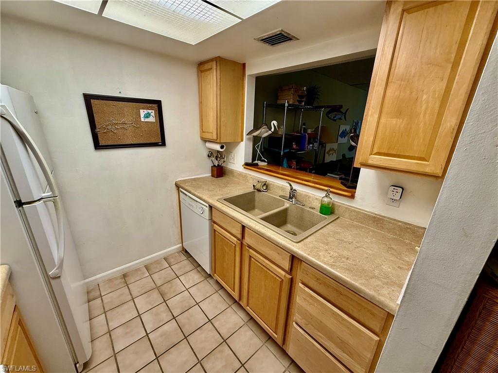 3706 Broadway # 18 Property Photo 6