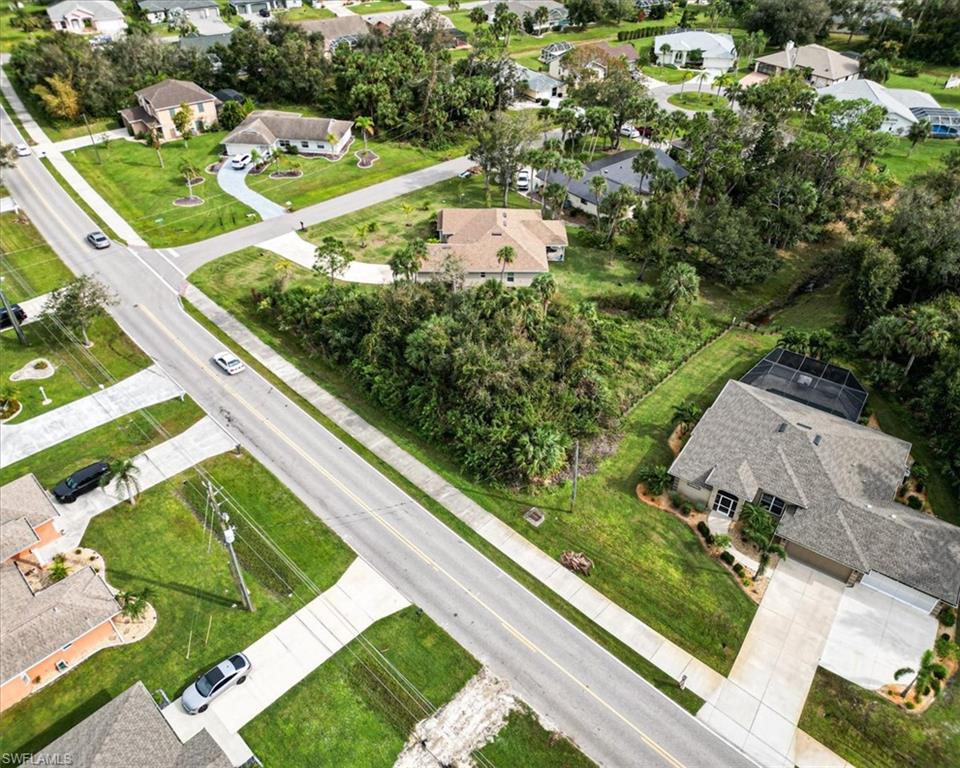 25655 Deep Creek Blvd Property Photo 4