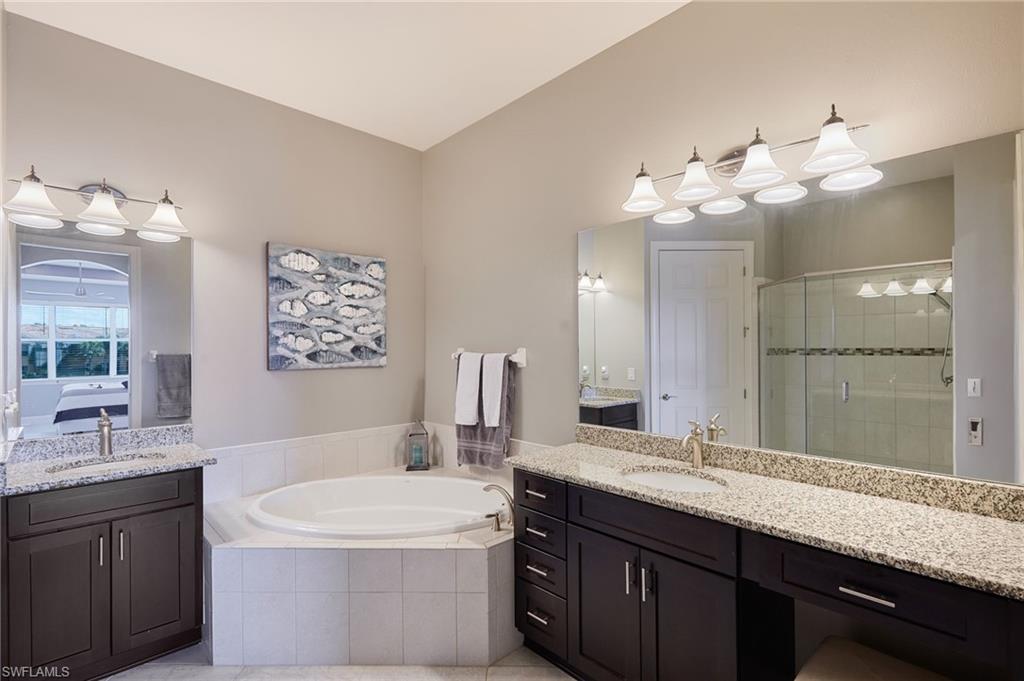 10230 Glastonbury Cir # 202 Property Photo 14