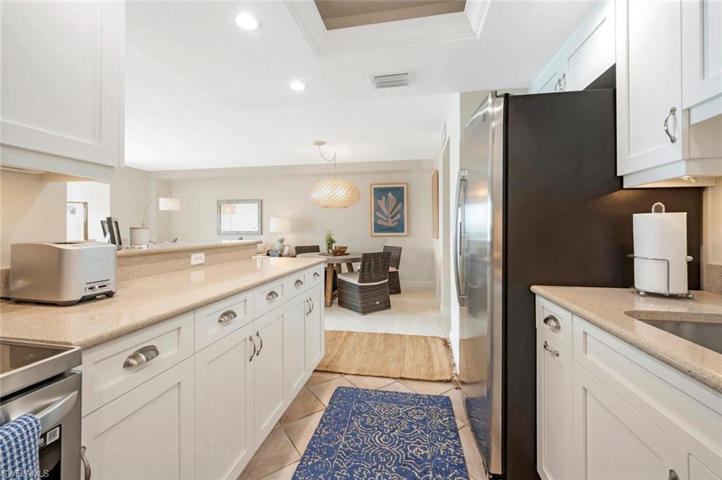 2800 Gulf Shore Blvd N # 304 Property Photo 9