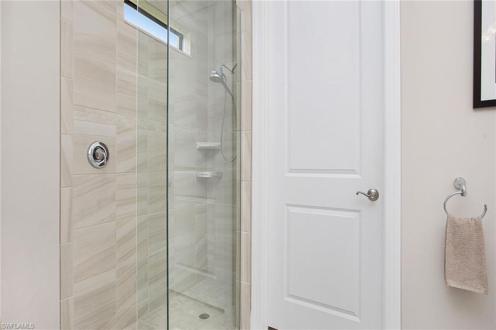 1421 Lucena Ln S Property Photo 23