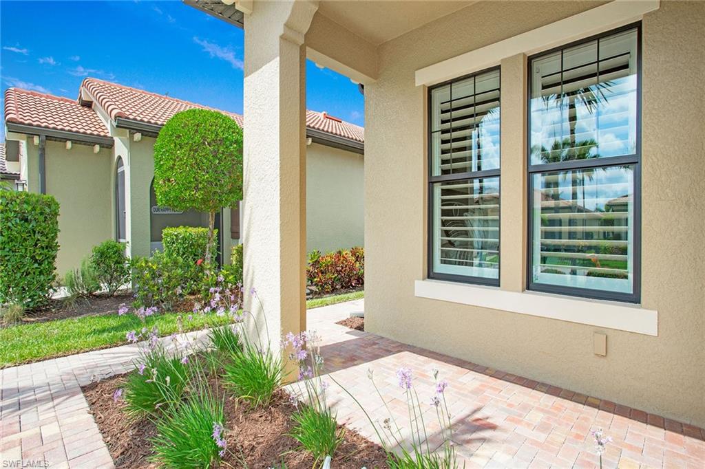 1421 Lucena Ln S Property Photo 32