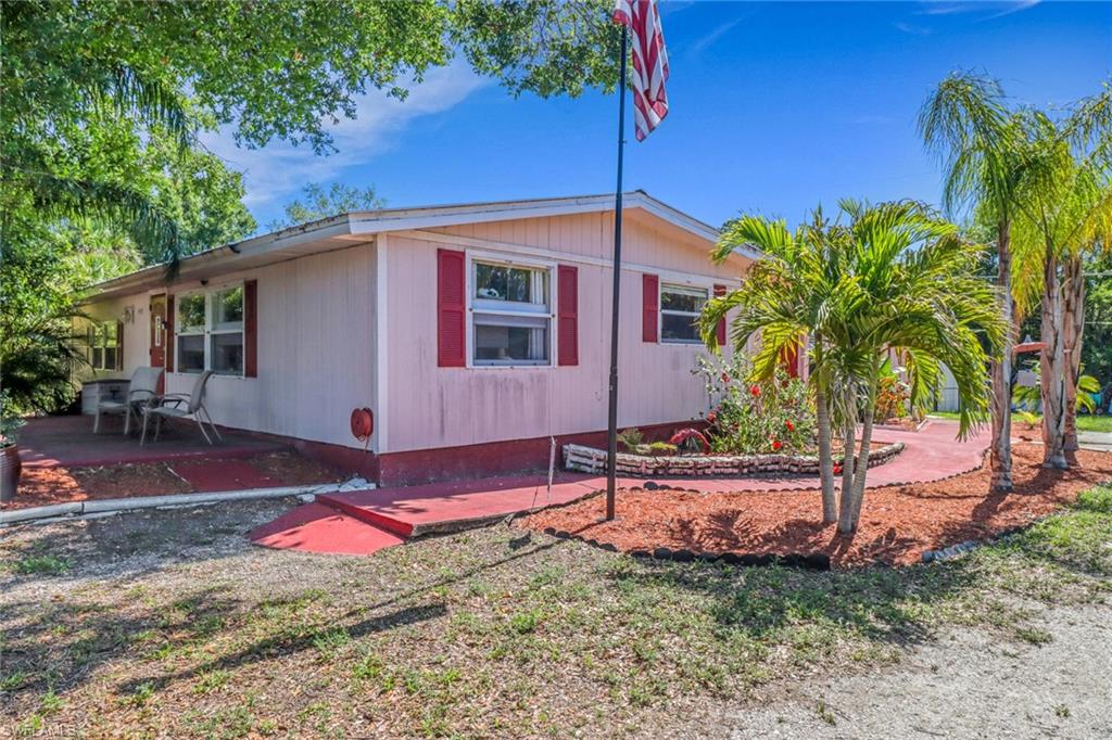 5517 Wilson Dr Property Photo 3