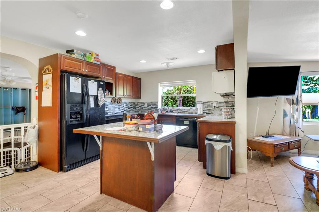 5517 Wilson Dr Property Photo 11