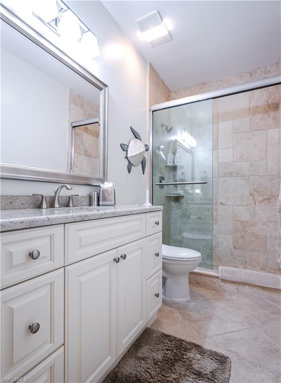 27011 Lake Harbor Ct 201 Property Photo 17