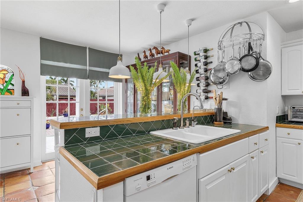 27553 Playa Del Rey Ln Property Photo 8