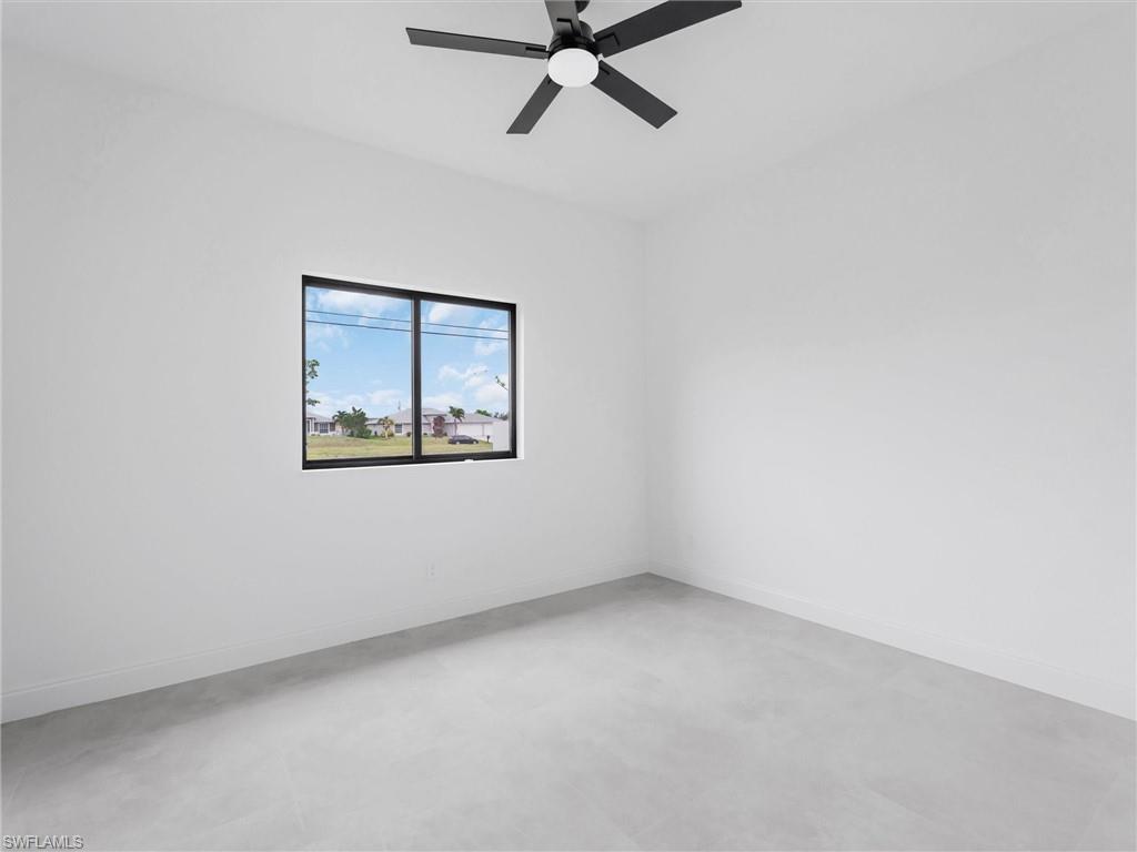 305 Diplomat Pkwy E Property Photo 12