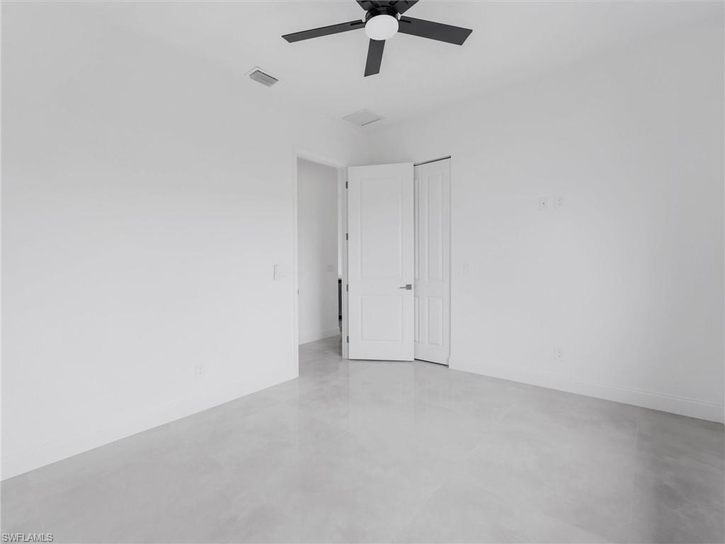 305 Diplomat Pkwy E Property Photo 13