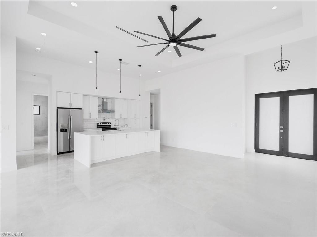 305 Diplomat Pkwy E Property Photo 15