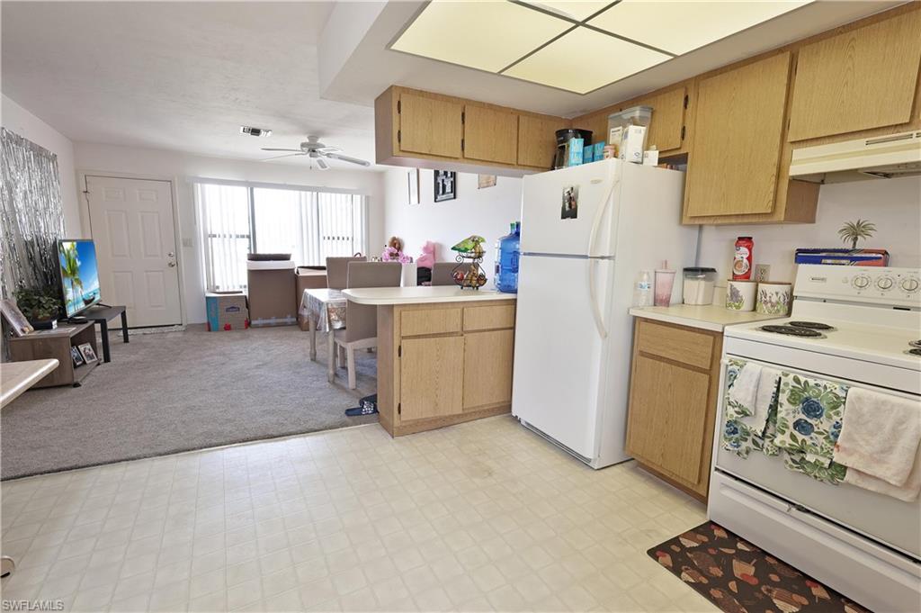 7494/7496 Carrier Rd Property Photo 11