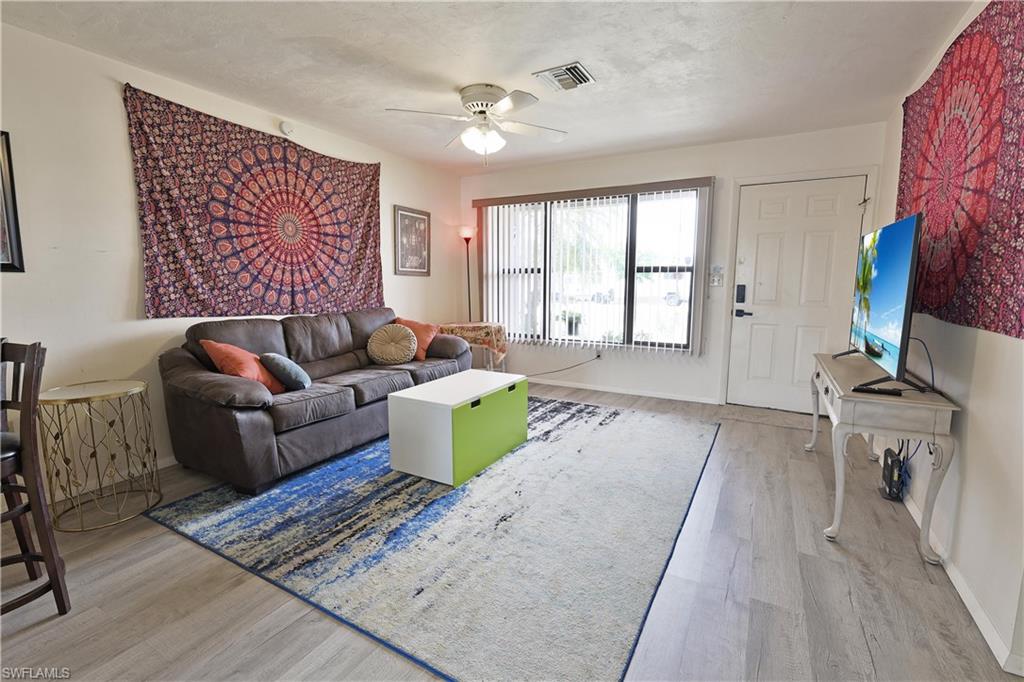 7494/7496 Carrier Rd Property Photo 16
