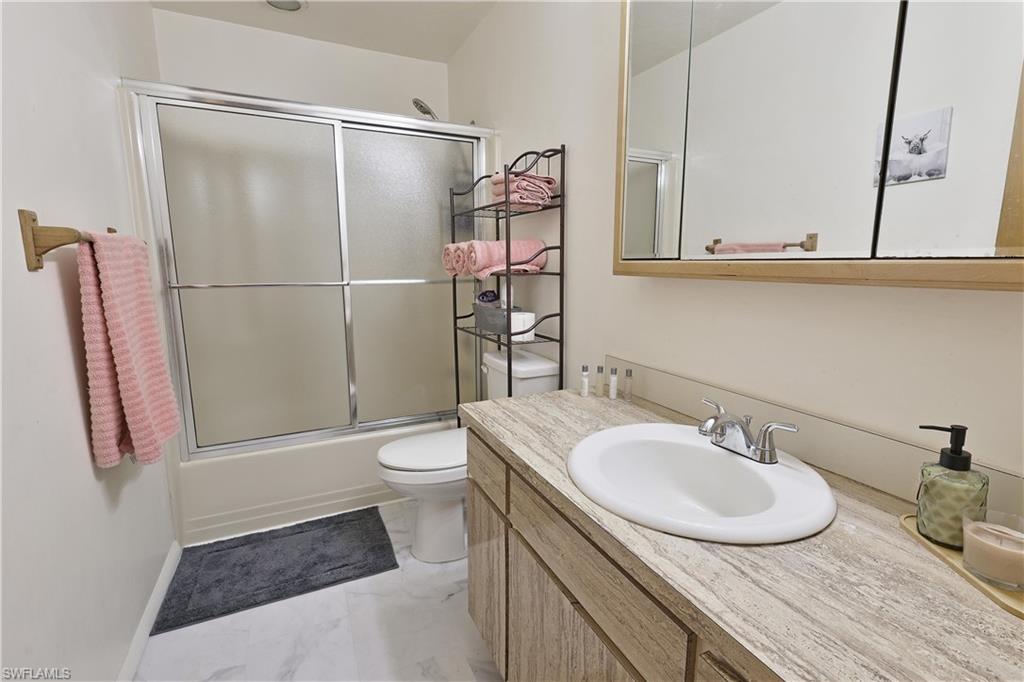 7494/7496 Carrier Rd Property Photo 21