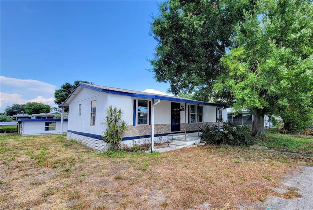 1055 7th St Property Photo 1