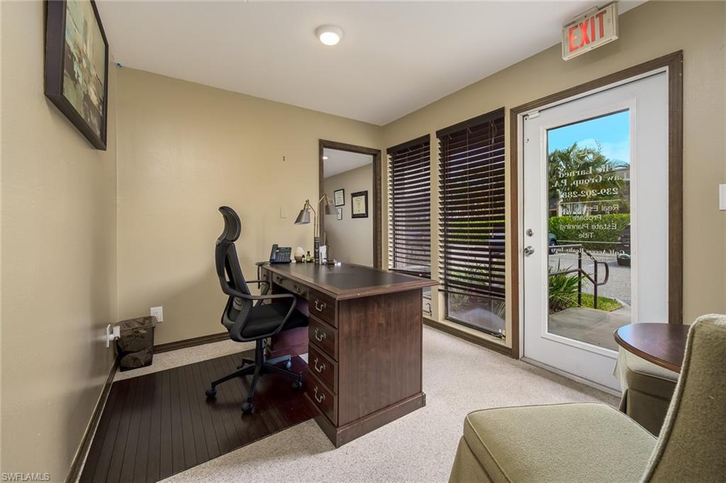 12734 Kenwood Ln # 38 Property Photo 6
