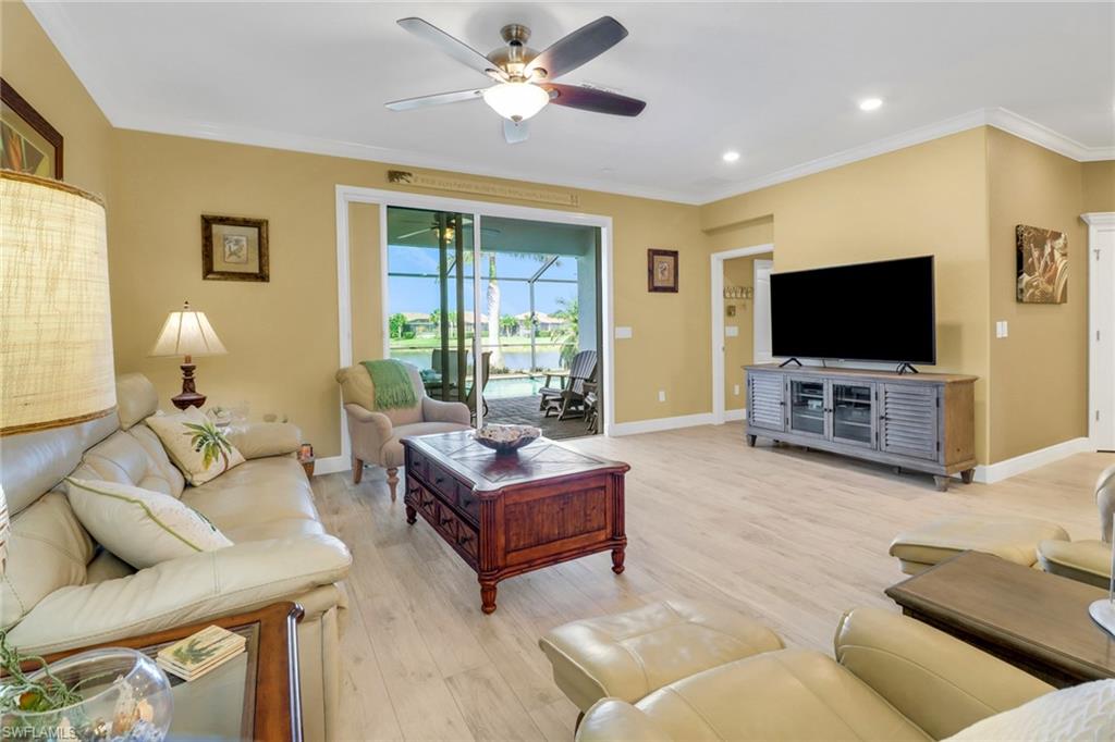 10276 Livorno Dr Property Photo 11