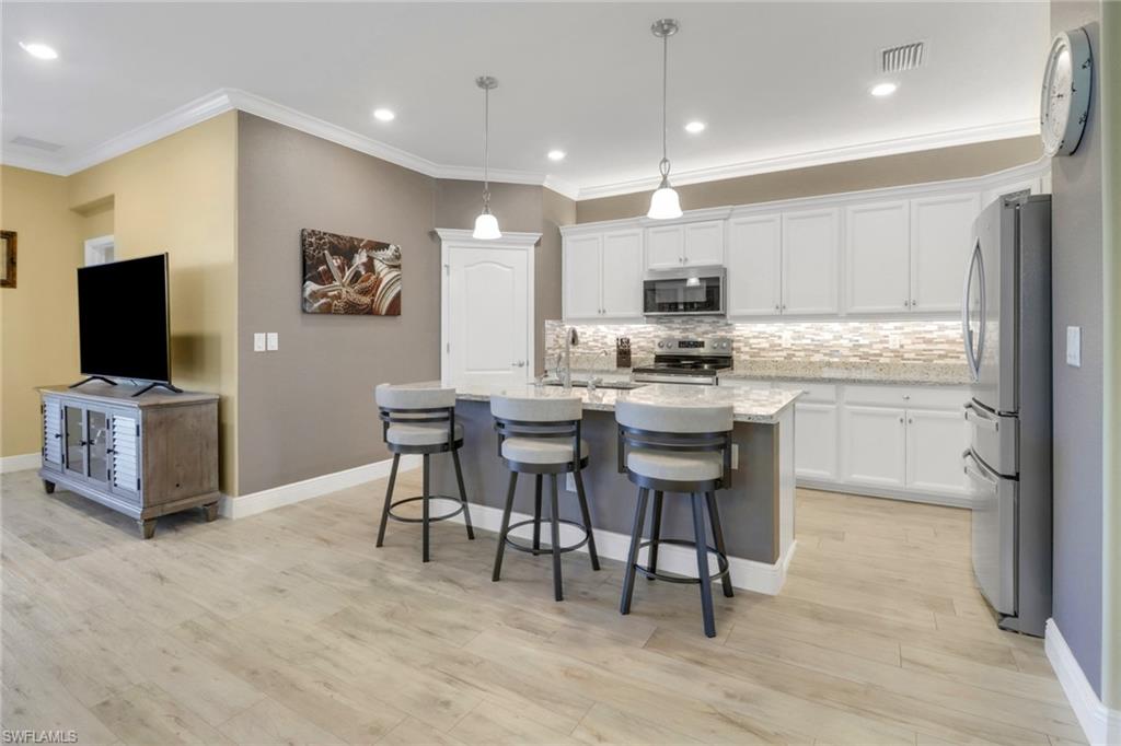 10276 Livorno Dr Property Photo 12