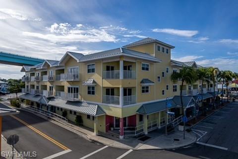 450 Old San Carlos Blvd # 303 Property Photo
