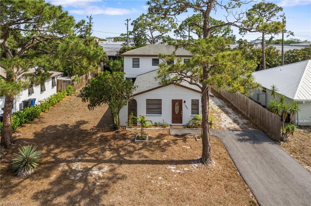 9025 Somerset Ln Property Photo 1
