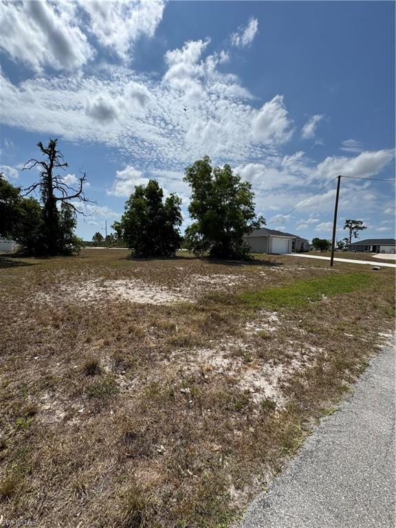 3015 Nw 16th Pl Property Photo 3