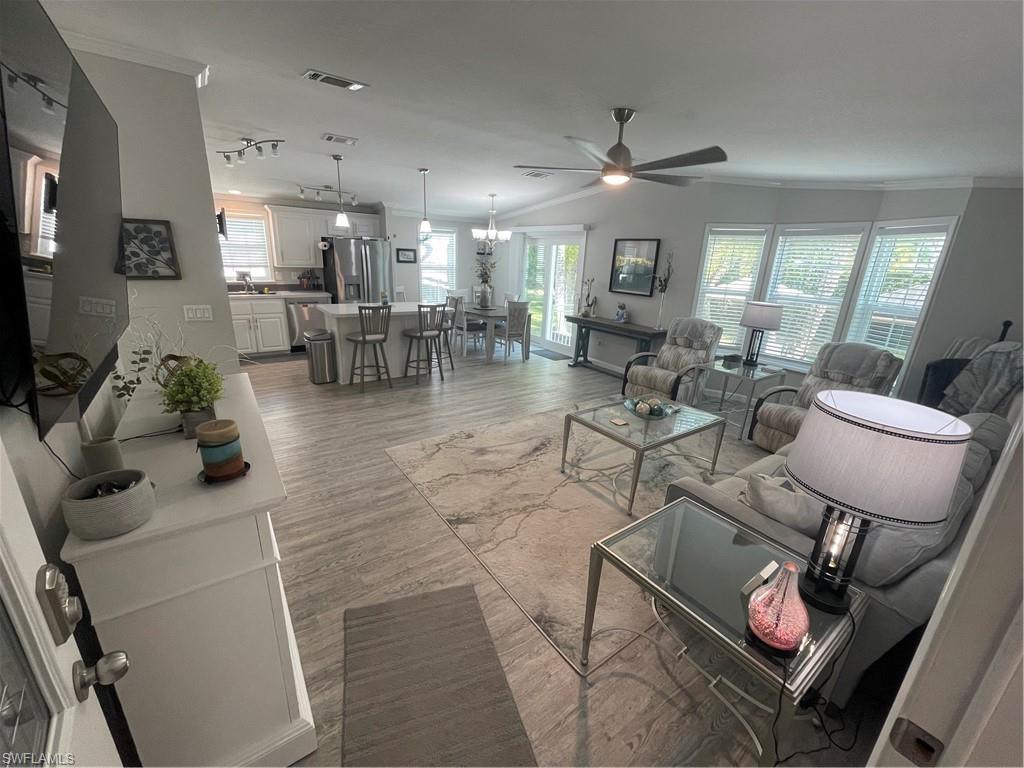 5570 Cypresswoods Resort Dr Property Photo 15