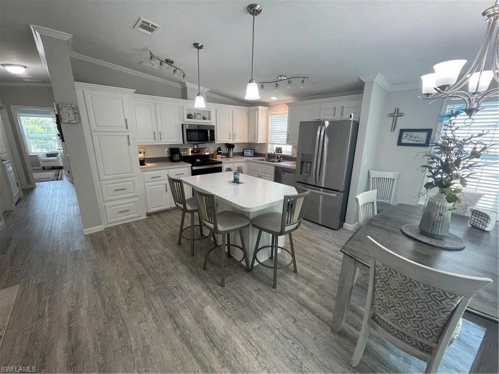 5570 Cypresswoods Resort Dr Property Photo 18