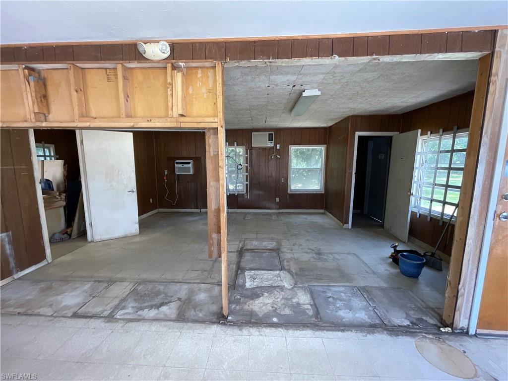 1134 Broadway St Property Photo 10