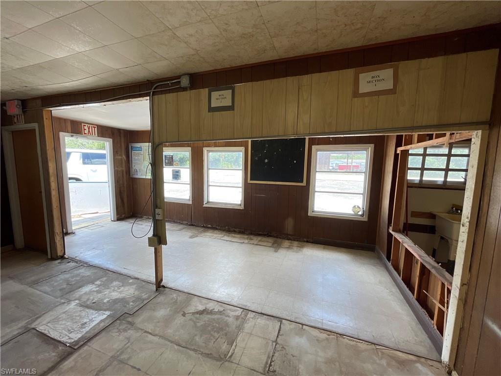 1134 Broadway St Property Photo 11